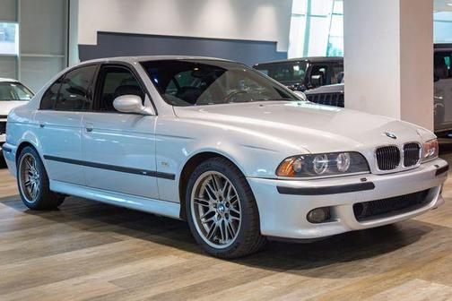 2002 BMW M5 M5