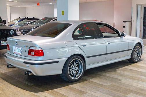 2002 BMW M5 M5