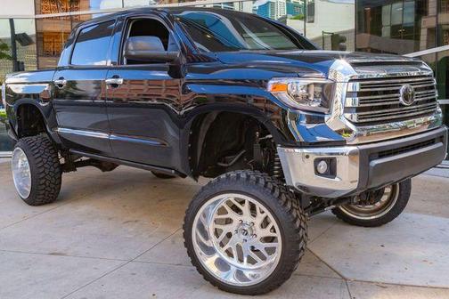 2020 Toyota Tundra L WHEELER PACKAGE 5995 FUEL FORGED 24 X 14