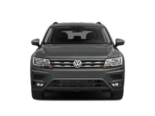 Deep Black Pearl Effect 2018 Volkswagen Tiguan 2.0T SE