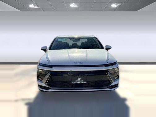 2026 Hyundai SONATA SEL