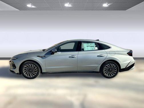 2026 Hyundai SONATA Hybrid SE