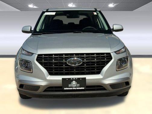 2021 Hyundai VENUE SE