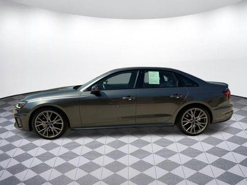 2022 Audi S4 Premium Plus TFSI quattro Tiptronic