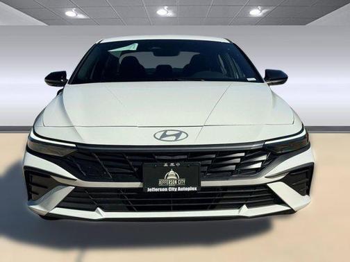 2025 Hyundai ELANTRA HEV SEL Sport