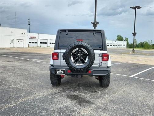Photo 5 of 26 of 2018 Jeep Wrangler Unlimited Rubicon
