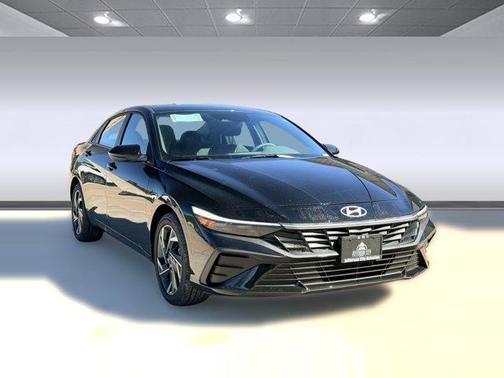 2025 Hyundai ELANTRA HEV SEL Sport