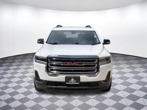 2022 GMC Acadia AWD AT4