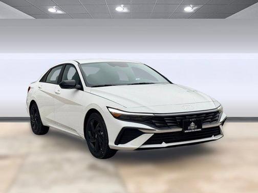 2026 Hyundai ELANTRA Sport