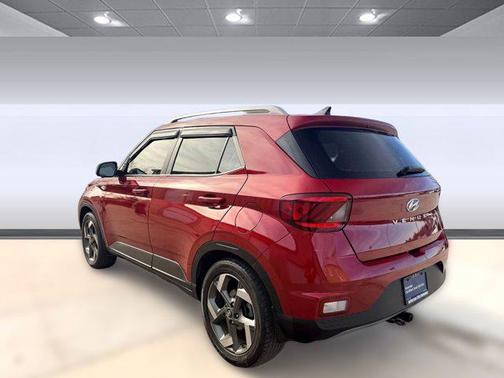 2021 Hyundai VENUE SEL