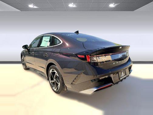 2026 Hyundai SONATA SEL