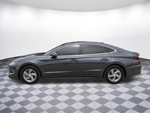 2023 Hyundai SONATA SE