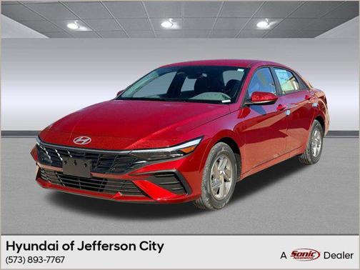 2025 Hyundai ELANTRA SE