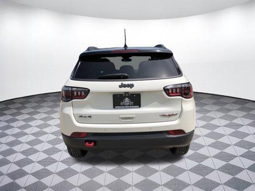 2021 Jeep Compass Trailhawk