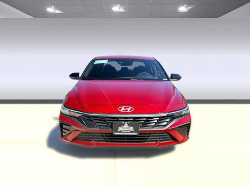 2025 Hyundai ELANTRA HEV SEL Sport