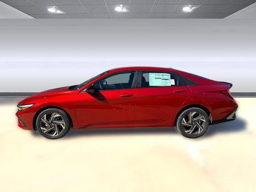 2025 Hyundai ELANTRA HEV SEL Sport