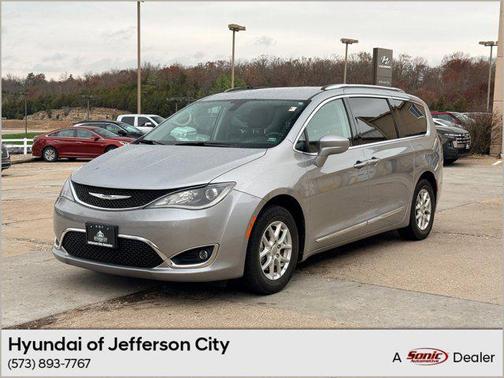 2020 Chrysler Pacifica Touring L