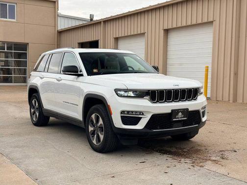 2022 Jeep Grand Cherokee 4xe Base