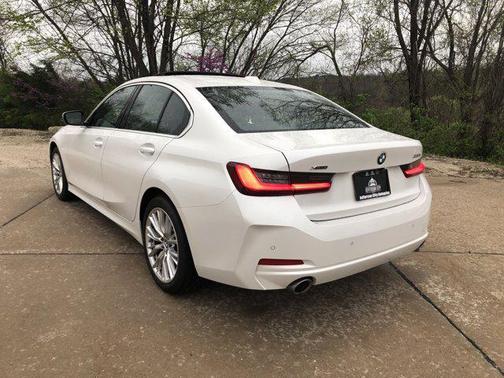 2024 BMW 330 i xDrive