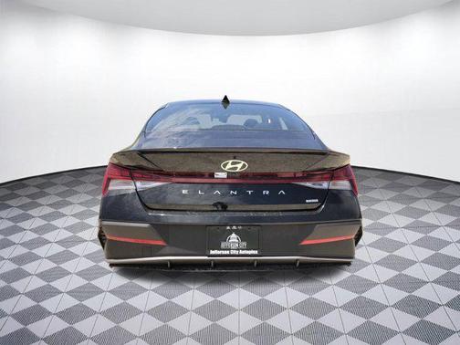 2025 Hyundai ELANTRA Sport