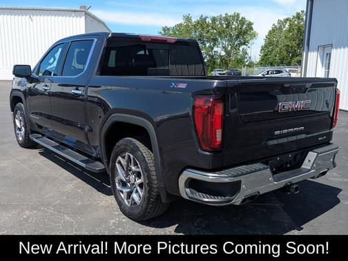 Titanium Rush Metallic 2025 GMC Sierra 1500 SLT