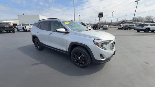 Quicksilver Metallic 2018 GMC Terrain SLE