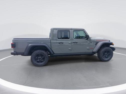 Sting Gray Clearcoat 2022 Jeep Gladiator MOJAVE