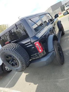 SHADOW BLACK 2024 Ford Bronco WILDTRAK