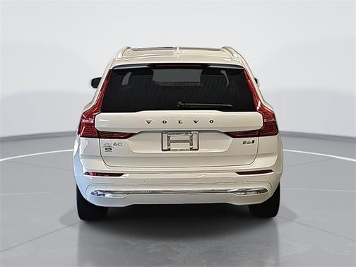 2022 Volvo XC60 B6 INSCRIPTION