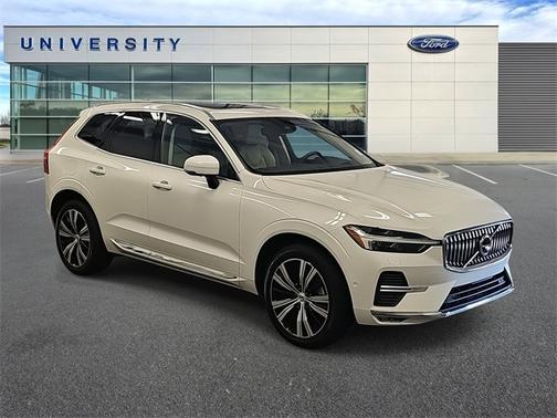 2022 Volvo XC60 B6 INSCRIPTION