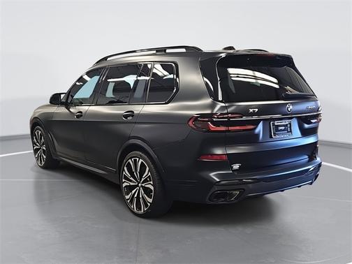 2023 BMW X7 M60I