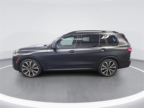 2023 BMW X7 M60I