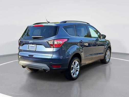 BLUE METALLIC 2018 Ford Escape SE