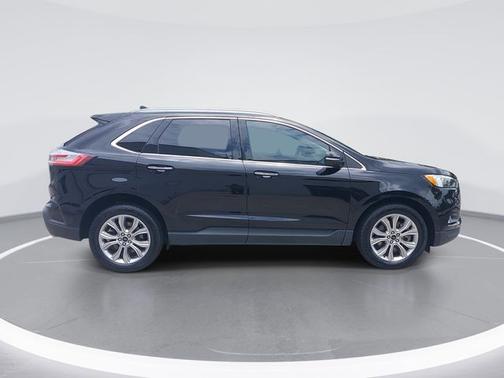 AGATE BLACK METALLIC 2023 Ford Edge TITANIUM