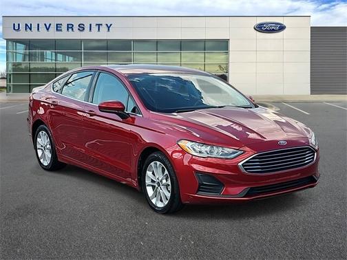2020 Ford Fusion SE