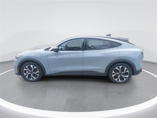 2024 Ford Mustang Mach-E SELECT