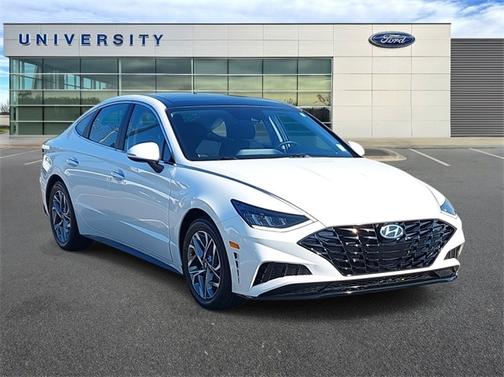 2022 Hyundai SONATA SEL