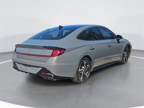 2022 Hyundai SONATA SEL PLUS