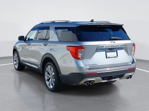 ICONIC SILVER METALLIC 2022 Ford Explorer PLATINUM