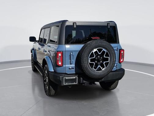 AZURE GRAY MET TRI-COAT 2024 Ford Bronco OUTER BANKS