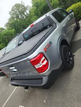 ICONIC SILVER METALLIC 2024 Ford Maverick LARIAT