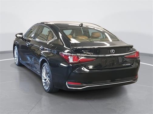 2019 Lexus ES 300h BASE