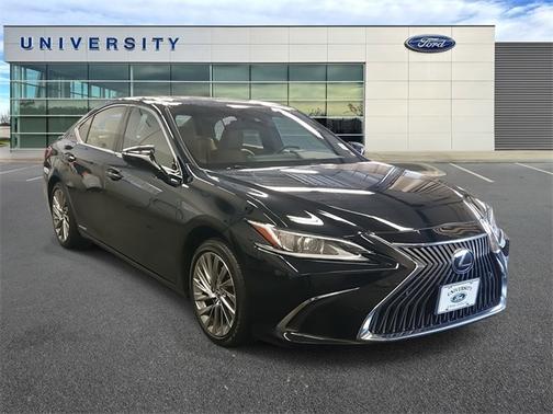 2019 Lexus ES 300h BASE
