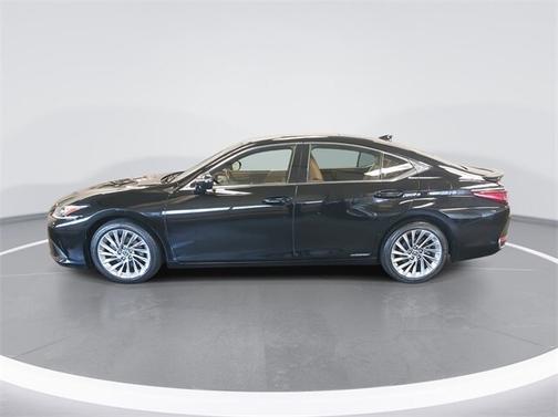 2019 Lexus ES 300h BASE