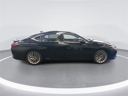 2019 Lexus ES 300h BASE