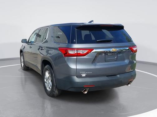 Satin Steel Metallic 2021 Chevrolet Traverse LS W/1LS