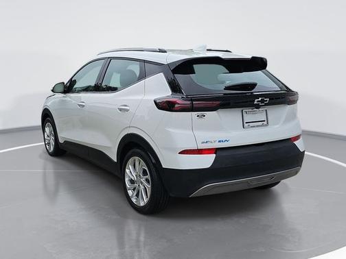 Summit White 2023 Chevrolet Bolt EUV LT