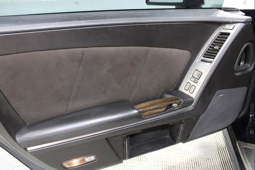 Black Raven 2007 Cadillac XLR Base