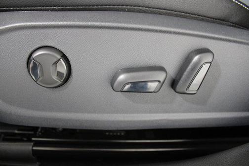 Pyrite Silver Metallic 2026 Volkswagen Jetta 1.4T SE