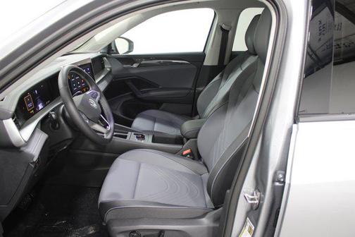 Pyrite Silver Metallic 2026 Volkswagen Tiguan 2.0T SE 4MOTION